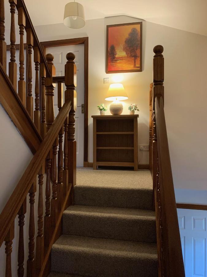 Strathdee Bed & Breakfast ローワー・ラーゴ エクステリア 写真