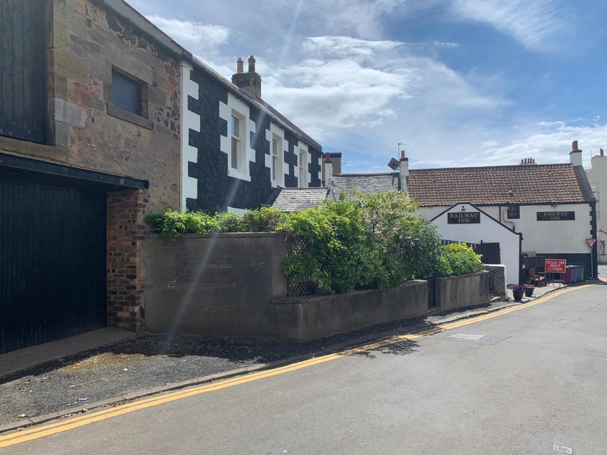 Strathdee Bed & Breakfast ローワー・ラーゴ エクステリア 写真